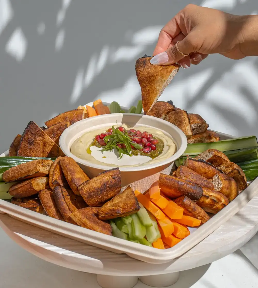 PuraVida-Humus-Platter-1